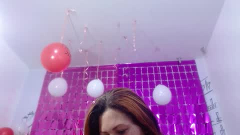 Carol Stonee online show from 09.21.25