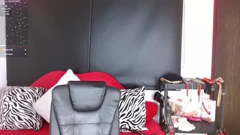 Caroline online show from 03.04.25