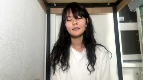 Snapshot of carolfreer chatting on 11.06.25 Kim online show from 11.06.25