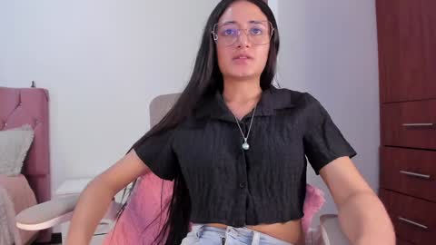 Caroline online show from 12.05.24