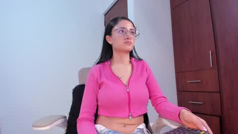 Caroline online show from 01.17.25