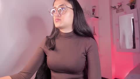 Caroline online show from 09.24.25