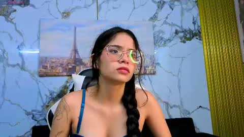 Snapshot of carolina23_pm chatting on 06.29.26 carolina23_pm online show from 06.29.26