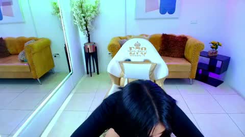 CAROLINA.  online show from 04.15.26