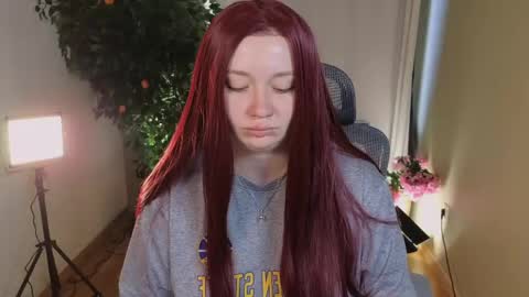 Snapshot of carolina_winter chatting on 06.09.26 Mira online show from 06.09.26