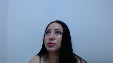 Snapshot of carolina_zabala_19 chatting on 07.05.26 carolina_zabala_19 online show from 07.05.26