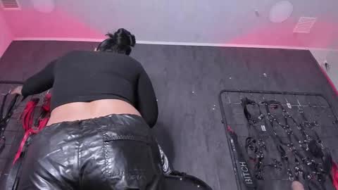 carolina online show from 11.03.25