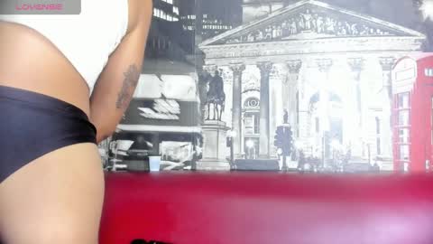 Snapshot of caroline_clark420 chatting on 04.25.26 Caroline Clark online show from 04.25.26