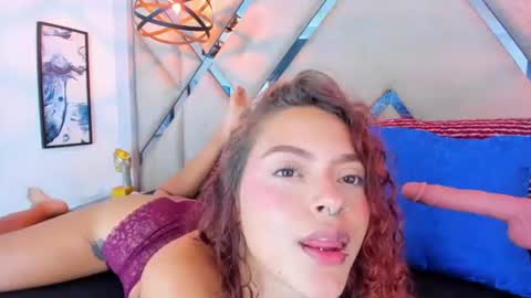 Snapshot of caroline_clark420 chatting on 06.11.26 Caroline Clark online show from 06.11.26