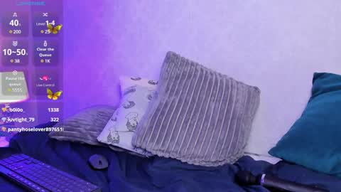 Snapshot of caroline_dh chatting on 03.01.25 Caroline online show from 03.01.25