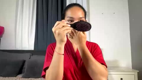 Snapshot of caroline_east chatting on 03.29.26 caroline_east online show from 03.29.26