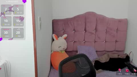 caroline_rodriguez_9 online show from 10.03.25