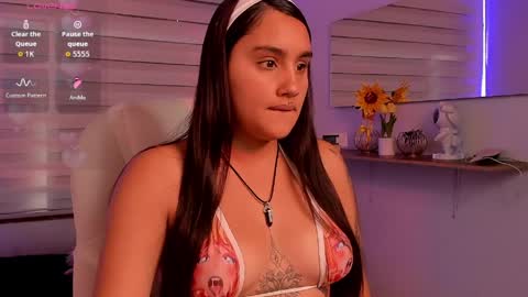 caroline_rodriguez_9 online show from 04.15.26