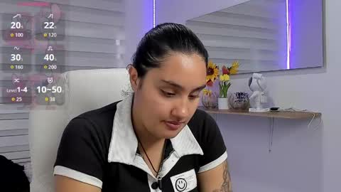 Snapshot of caroline_rodriguez_9 chatting on 04.24.26 caroline_rodriguez_9 online show from 04.24.26