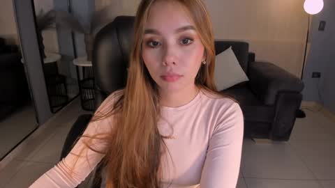 Caro online show from 12.11.24