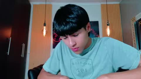 carolinejesh online show from 03.03.26