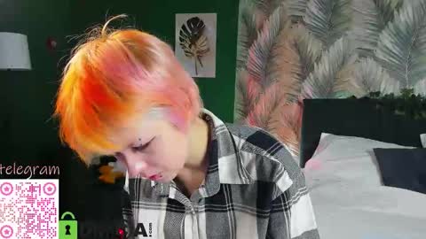 CarolineRichter online show from 12.20.25