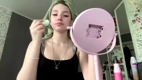Kate online show from 05.13.26