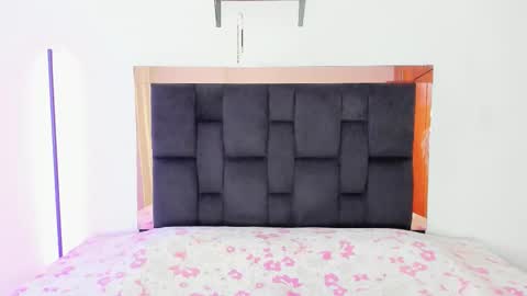 Caro  online show from 12.16.25