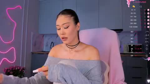 Snapshot of carpe_diemmm chatting on 07.17.26 Yummi online show from 07.17.26