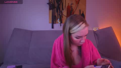 Carrie online show from 02.20.26