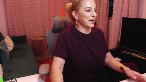 Carrie online show from 11.13.25