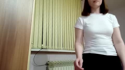 Snapshot of carriesetterberg chatting on 04.15.26 carriesetterberg online show from 04.15.26