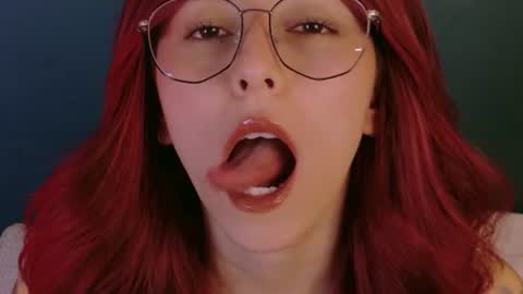 Casandra  online show from 06.27.26