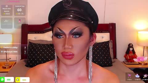 Snapshot of casandra_fountain chatting on 09.25.25 MISS CASSANDRA online show from 09.25.25