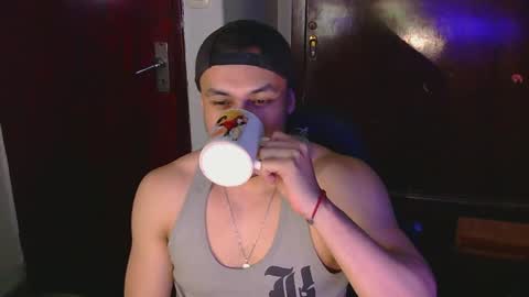 Snapshot of casas_oom chatting on 12.07.24 online show from 12.07.24