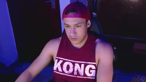 Snapshot of casas_oom chatting on 03.09.25 online show from 03.09.25