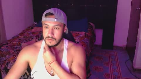 Snapshot of casas_oom chatting on 10.12.25 online show from 10.12.25