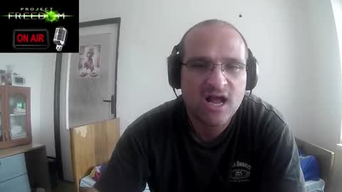 Snapshot of cascadacek chatting on 09.27.25 CASCADACEK online show from 09.27.25