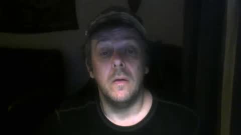 Snapshot of caseurdecue chatting on 11.19.25 AllenGallant online show from 11.19.25