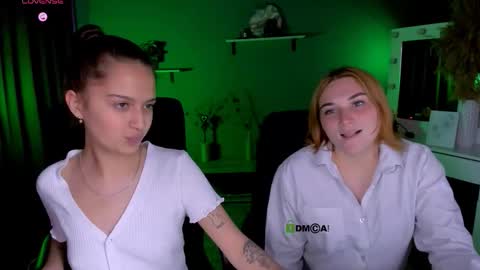 casey_meow_ online show from 09.22.25