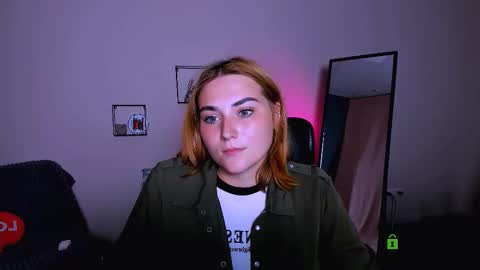 casey_meow_ online show from 09.26.25