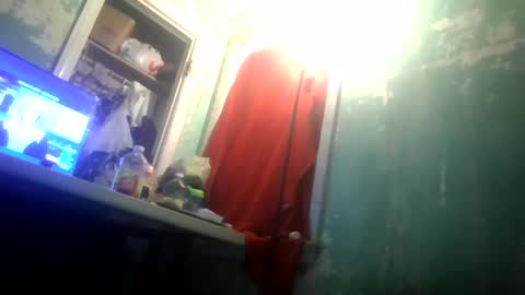 Cash Couple online show from 12.14.24