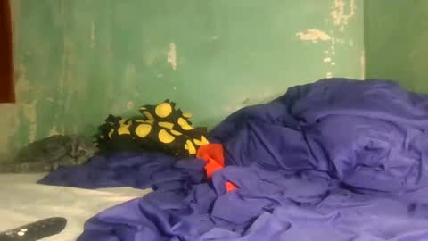 Cash Couple online show from 12.26.24