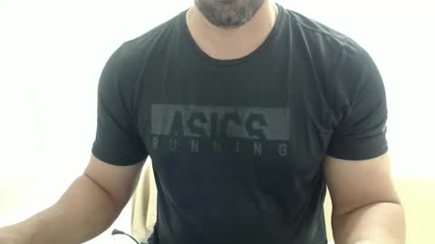 Snapshot of cashmastermuscle77 chatting on 10.27.25 cashmastermuscle77 online show from 10.27.25