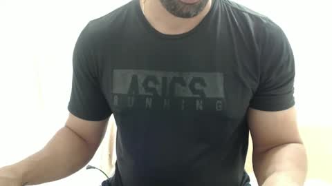 Snapshot of cashmastermuscle77 chatting on 10.30.25 cashmastermuscle77 online show from 10.30.25