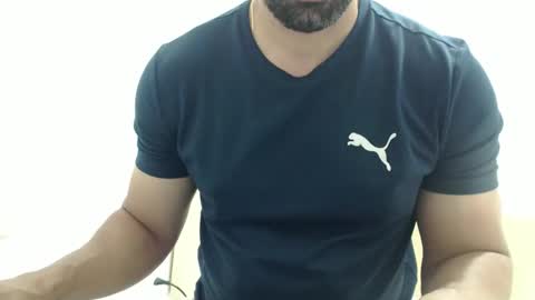 Snapshot of cashmastermuscle77 chatting on 11.26.25 cashmastermuscle77 online show from 11.26.25