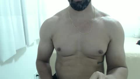 Snapshot of cashmastermuscle77 chatting on 12.01.25 cashmastermuscle77 online show from 12.01.25