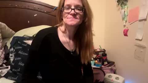 Snapshot of casidy1 chatting on 02.19.25 casidy1 online show from 02.19.25