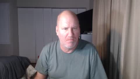 Snapshot of casinocam chatting on 12.16.25 CasinoCam online show from 12.16.25