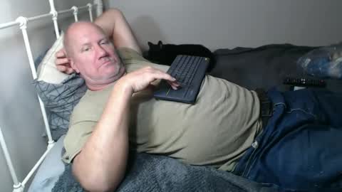 Snapshot of casinocam chatting on 12.22.25 CasinoCam online show from 12.22.25