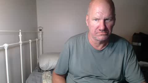 Snapshot of casinocam chatting on 04.21.26 CasinoCam online show from 04.21.26