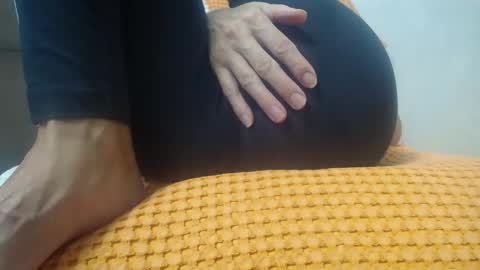 Snapshot of cassandra_joy chatting on 12.16.25 Cassandra joy online show from 12.16.25