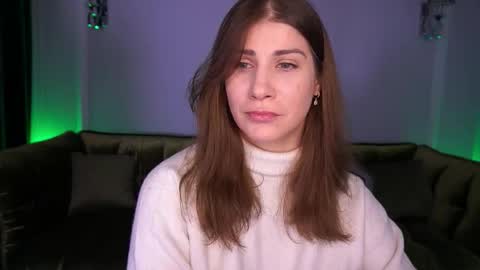 Snapshot of cassandragood chatting on 11.28.25 Lena online show from 11.28.25