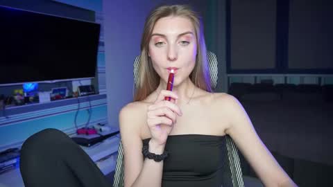 Seductress Cassia  FINDOM AND SADISM  NO NUDE online show from 10.06.25