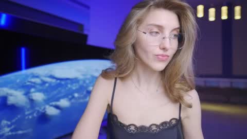 Seductress Cassia  FINDOM AND SADISM  NO NUDE online show from 04.11.26